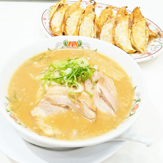 【餃子の王将☆王将ラーメンと餃子♪】