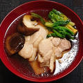 鶏肉とほうれん草と椎茸入り関東風雑煮