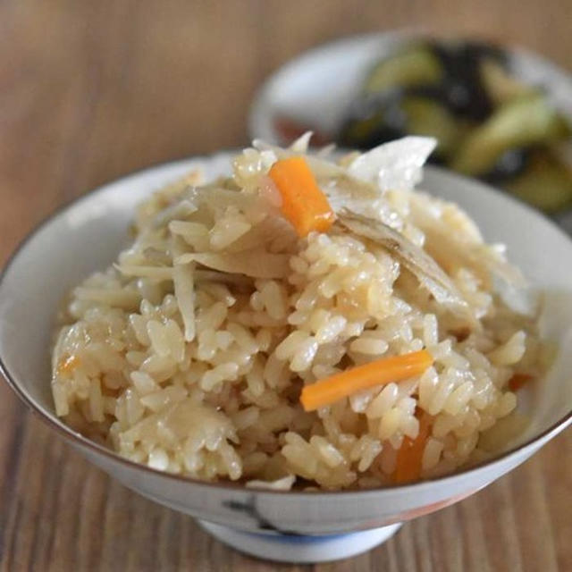 【冷凍できる】旨味が凄い！！鶏ごぼうご飯の作り方