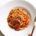 【人気の味】ウインナーとキャベツのトマトパスタのレシピ/作り方