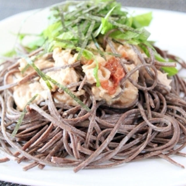 茹でてあえるだけ♪低糖質麺でツナ梅と大葉のパスタ