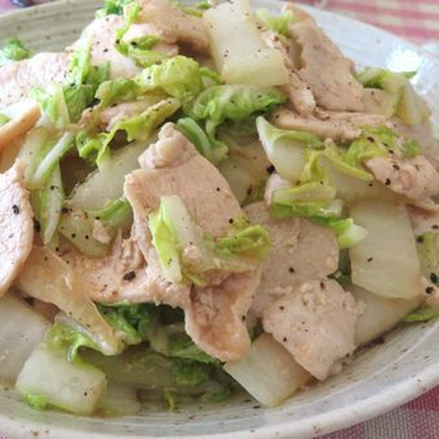 スライスだから味しみしみ♪　鶏むね肉と白菜のにんにく醤油炒め