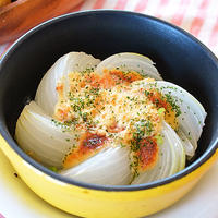 簡単! 新玉ねぎとたらこマヨネーズのオーブン焼き♪