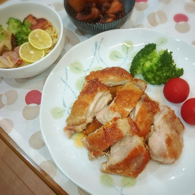 晩御飯。CMでみた照り焼きチキン♪