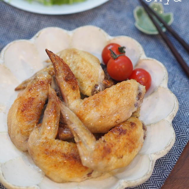 材料３つde超簡単♡フライパン不要♡パリッと塩手羽先♡《おかず・おつまみ》