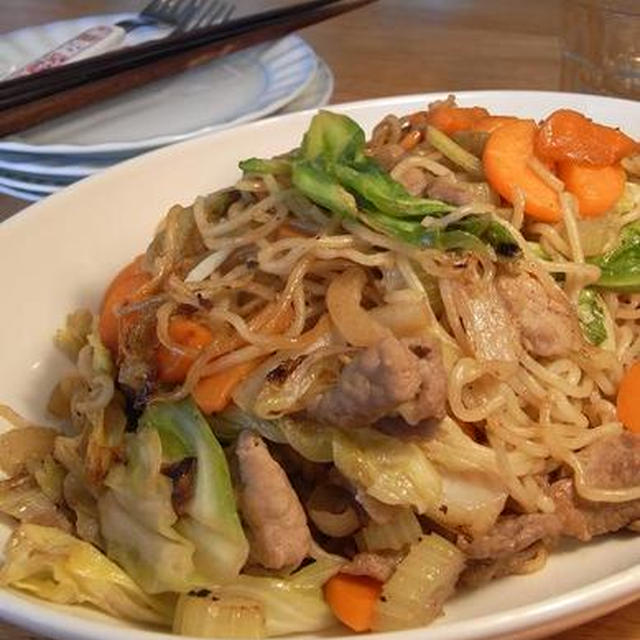 しょうゆでもない、ソースでもない中華風焼きそば