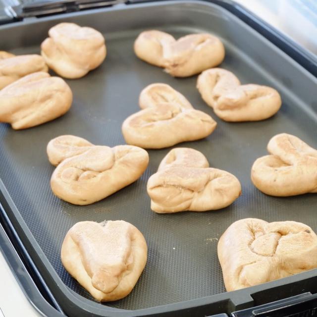 ホットプレートでも、パンはほんとに焼ける？
