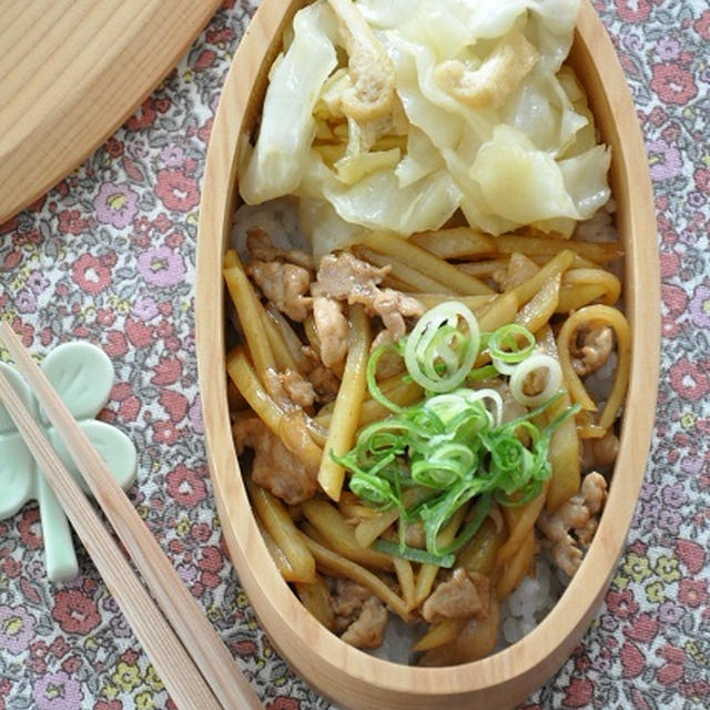 お弁当作りの早ワザ【盛りつけは悩んだらのっけりゃいい】
