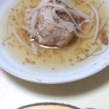 椎茸の豆腐ハンバーグあんかけと納豆と白滝のキムチ炒め☆