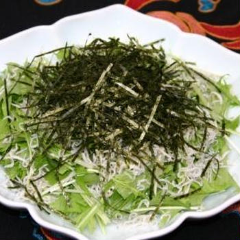 水菜と釜揚げしらすとすだちのサラダ