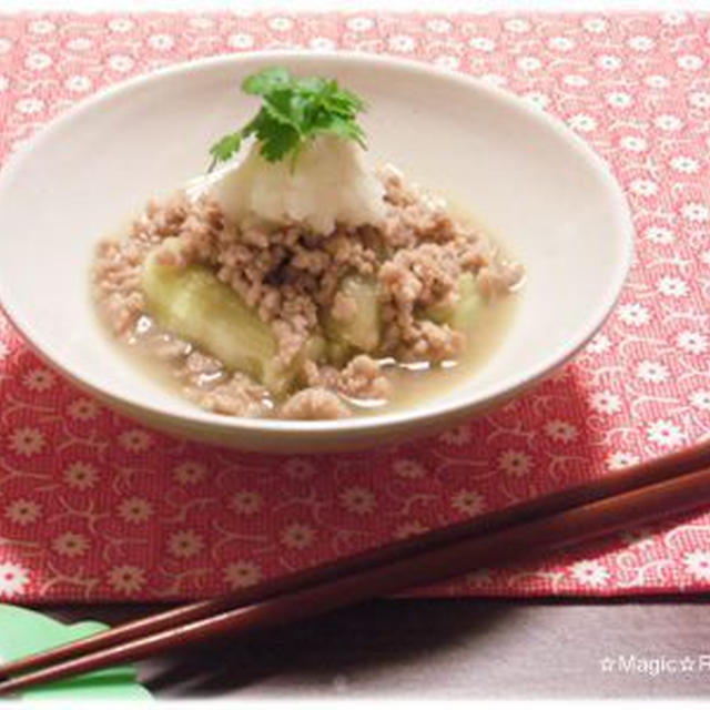 焼きナスのそぼろスープがけエスニック風味