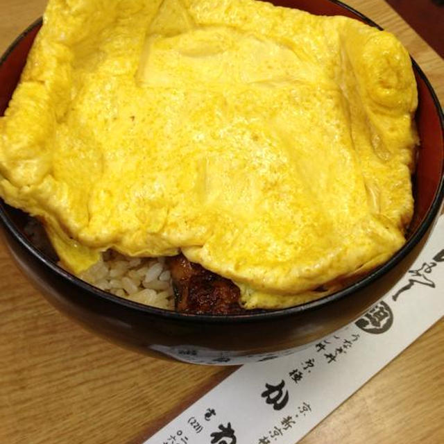 京都グルメ④⑤うなぎ★はみ出し派？あふれる派？★「錦糸丼」vs「きんし丼」食べ比べ
