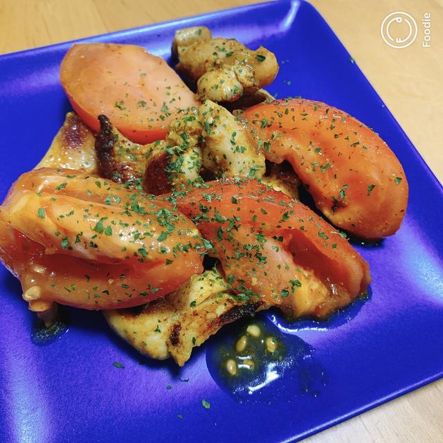 いま食べたい🍅鶏肉とトマトのスパイシー炒め