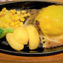 ステーキ宮　創業ステーキランチ。チーズハンバーグ