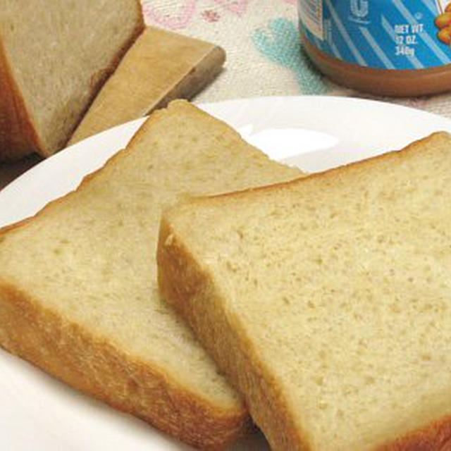 ピーナッツバターを使った食パン