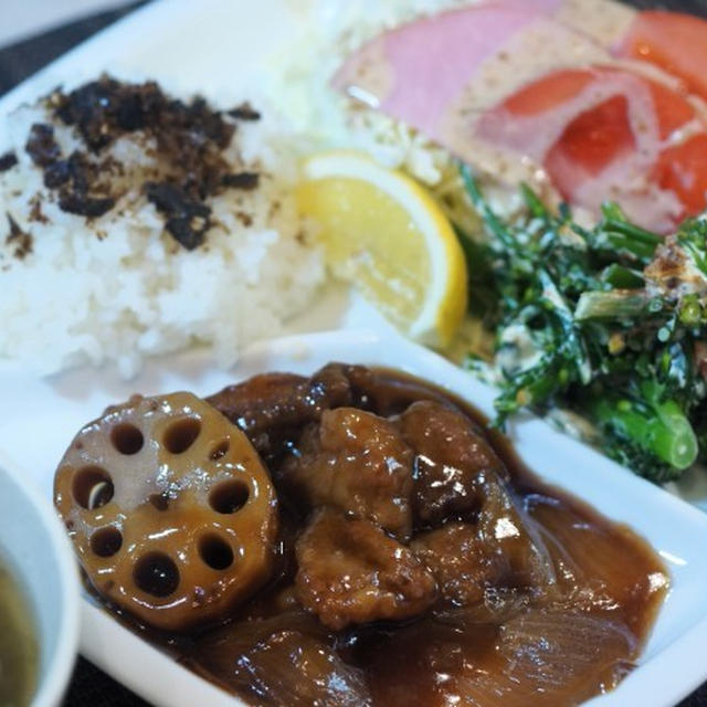 ■晩ご飯・八菅ウォーキング続編【コンビニおかずでワンプレ晩ご飯／八菅神社の周辺に咲く花達】