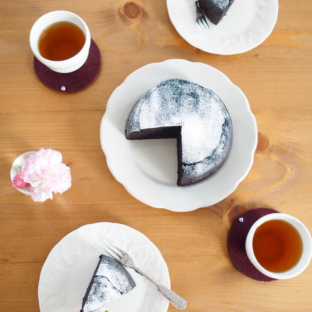 こしあんと豆腐のブラックガトーショコラ　de　お茶時間。。。