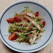 焼豚と細切り野菜の中華風サラダ
