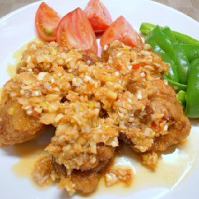 鶏もも肉の唐揚げ・ピリ辛さっぱりネギソース