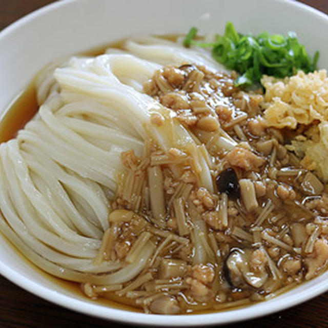 在庫処分のラストは「鶏きのこあんぶっかけうどん」