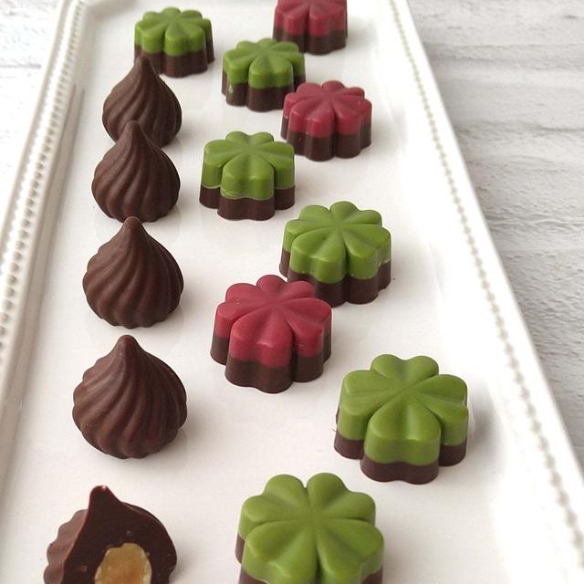 抹茶とフランボワーズのクローバーチョコ