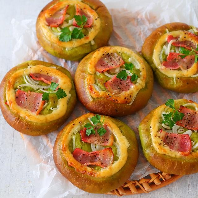 お気に入りのパンを焼く