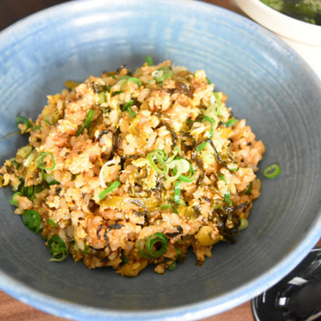 明太高菜チャーハン。九州のおいしいもので簡単お昼ごはん。