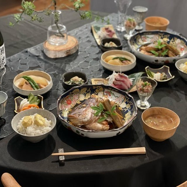 栗ごはん、鯛のかぶと煮、イナダ３品の夜ごはん