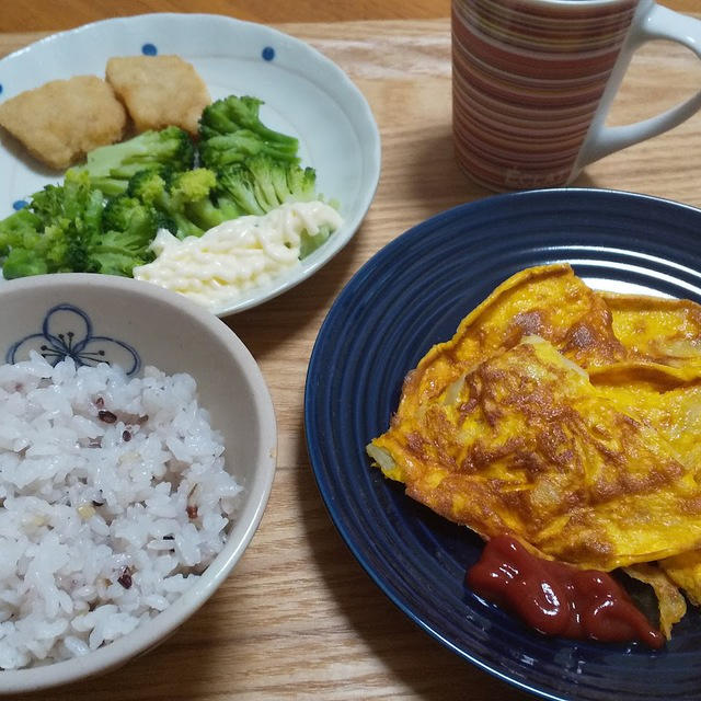 ポテトチーズオムレツとブロッコリー