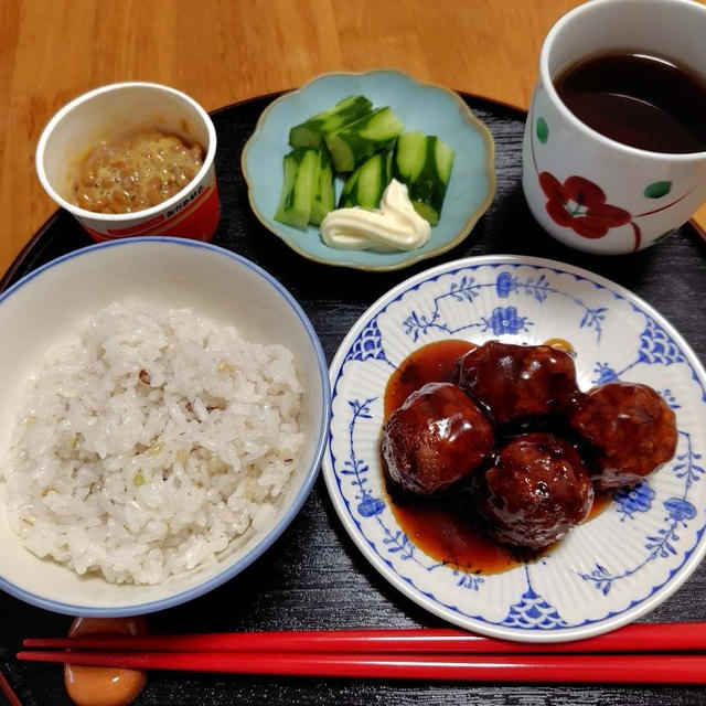 肉団子の黒酢あんかけときゅうり