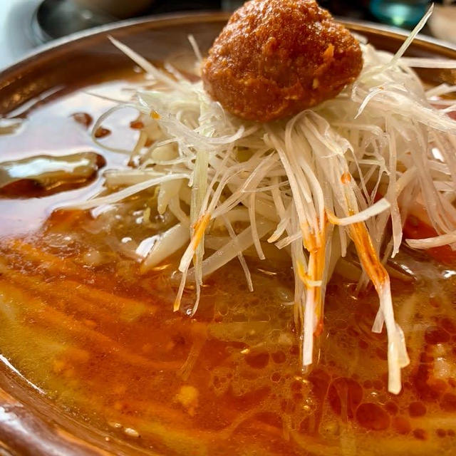 製麺屋食堂の辛子味噌ラーメンが辛くて美味かった⭐︎カレーチャーハン大盛り♡