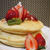 ルールフライパンでHMでいちごソースのホットケーキ