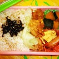 ☆ラー油きくらげ＆唐揚げ弁当+ごま＝美肌☆