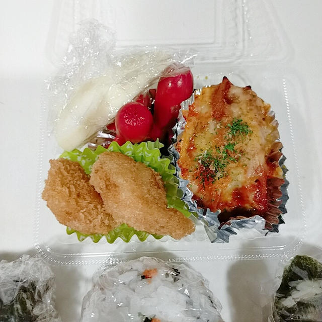 ９月２７日(月)のお弁当　エビフライ