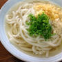 今朝の麺はいりこだしの「かけうどん」