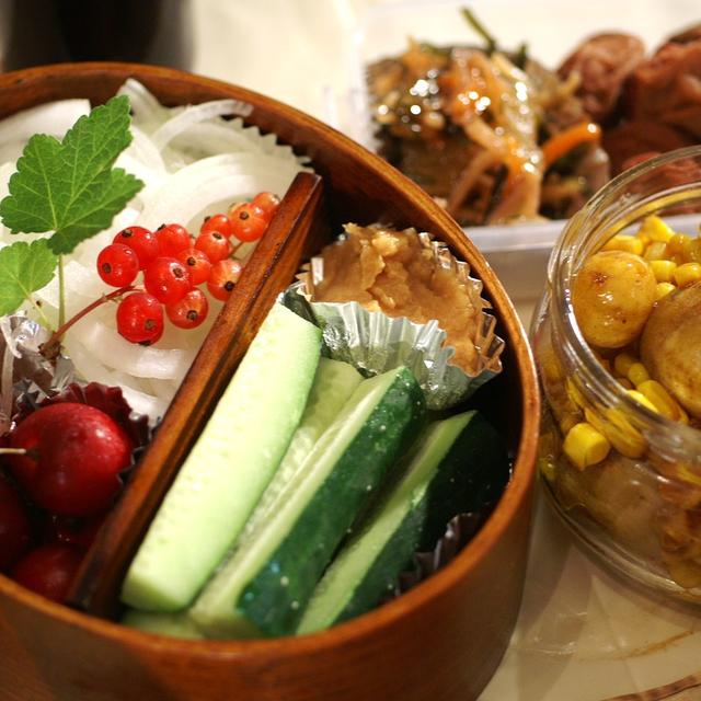 《晩ご飯と入院中の主人に差し入れたおにぎり弁当》のご紹介です。