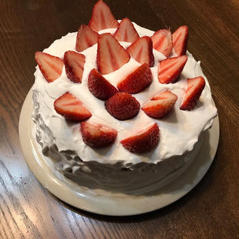 イチゴのケーキ