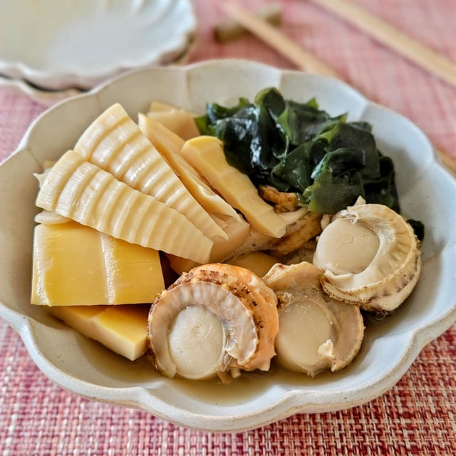 【ホタテ入り若竹煮】白だしを使って手軽に作る。