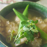鶏肉団子と春雨のスープ　香菜（パクチー）をきかせて　～レシピつき～