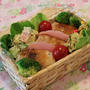肉巻きおにぎり弁当～ポロンと豊洲　芝蘭
