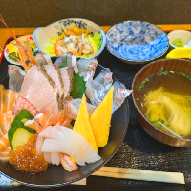 海鮮丼定食特上