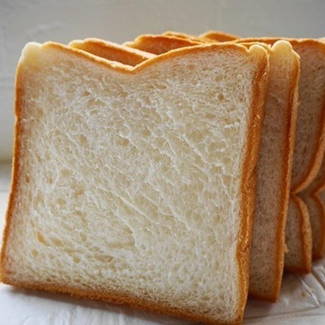 「３１０円」の食パンで１０年前を思い出す