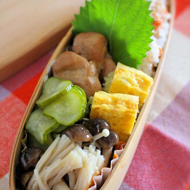 鶏のさっぱり煮入り、夫のお弁当