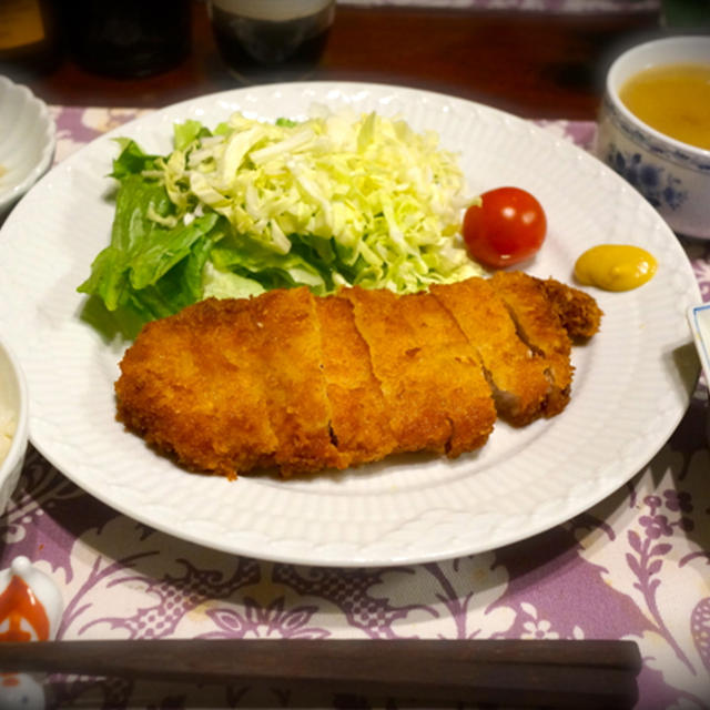 夕飯は「とんかつ定食」