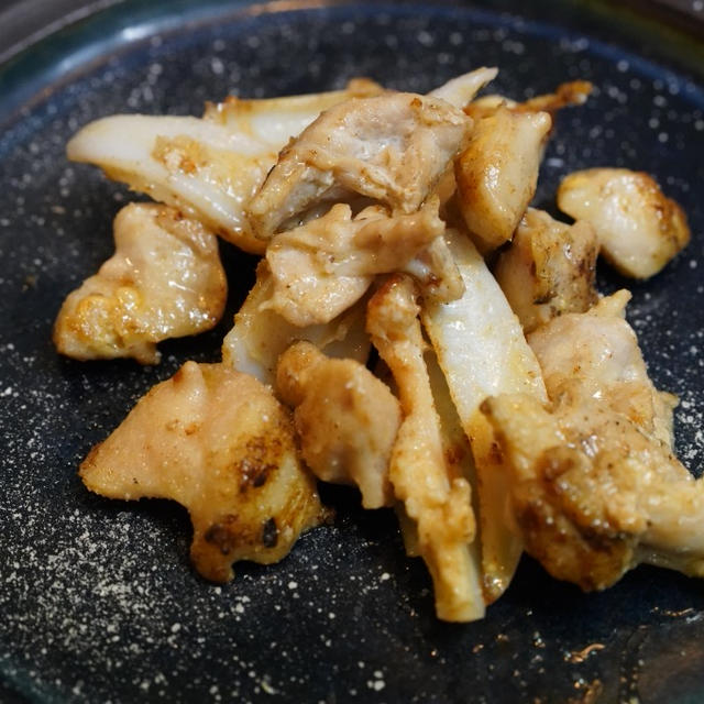 鶏ハラミ・ぼんじり・やげん軟骨のごちゃ混ぜ焼き（塩）