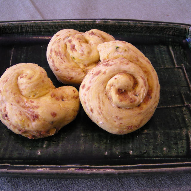 八丁味噌そぼろ第２弾！「かぼちゃの味噌そぼろパン」