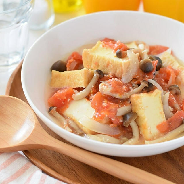 【和風おもてなし】厚あげとしめじの塩麹トマト煮込み♡レンチン糖質制限レシピ♪ダイエット中もOK！
