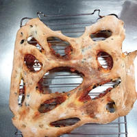 自由に切り込みを入れながら作る生地でしたので、楽しく出来ました。