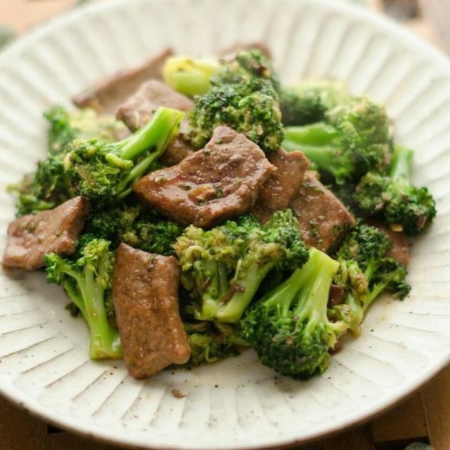 ＊貧血対策！鉄の多い食べ物とレシピ紹介♪＊