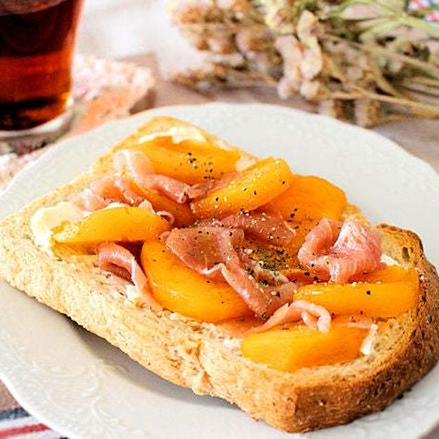 柿と生ハムのマリネトースト・簡単　時短　朝ごはん　節約　レシピ　